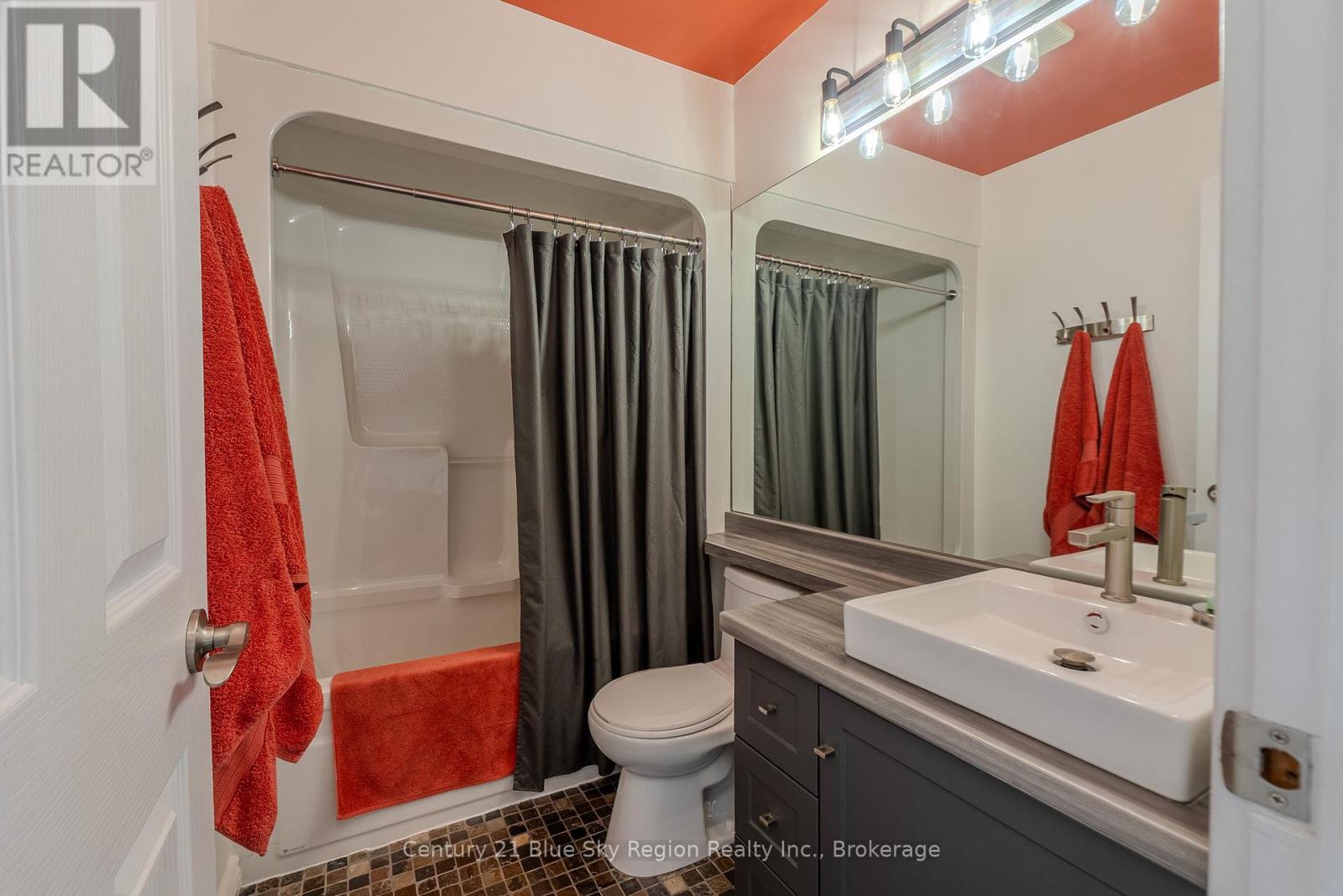 619 Tackaberry Drive, North Bay (West End), Ontario  P1B 9L2 - Photo 24 - X12511302