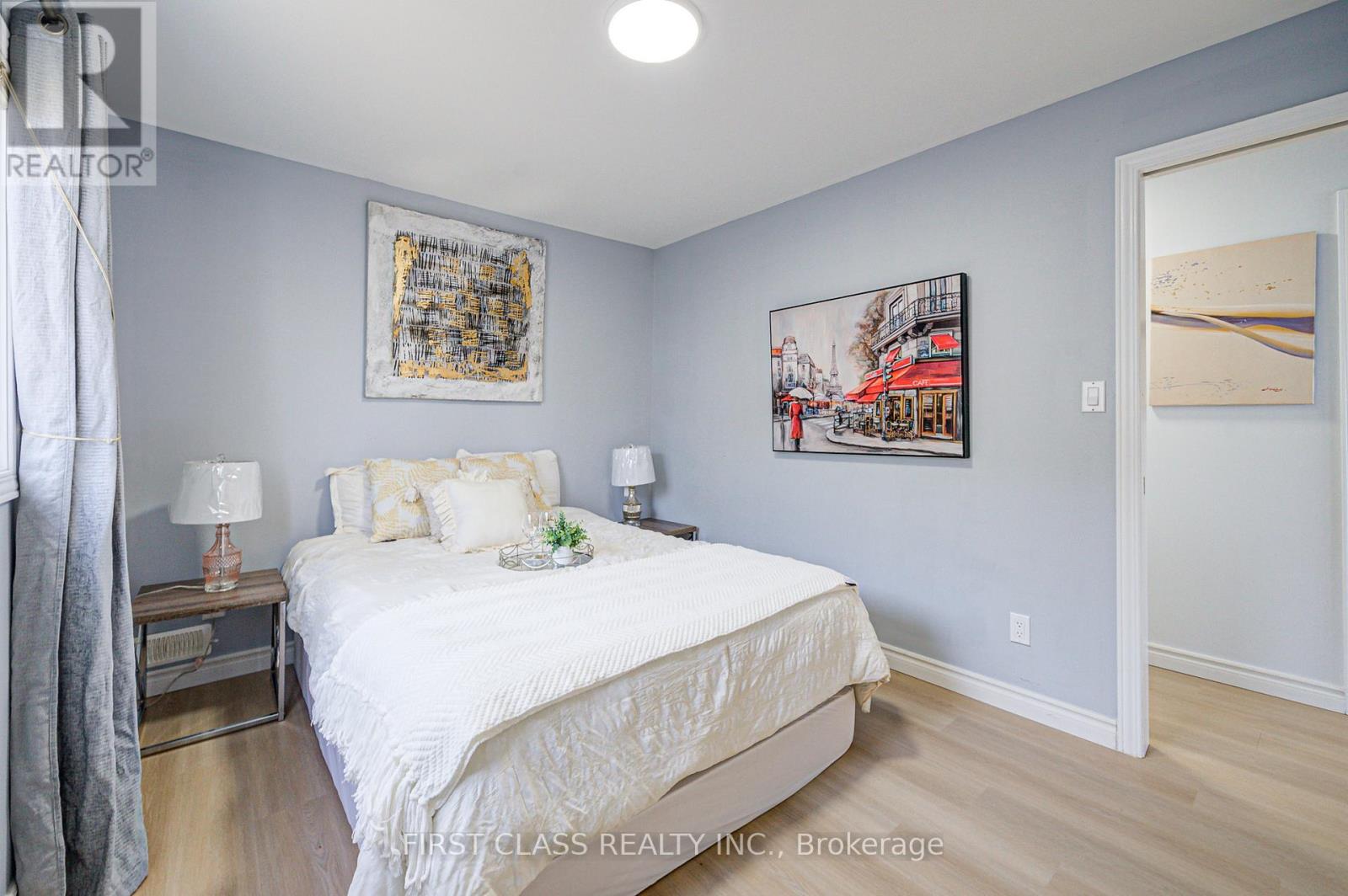 17 Willowbank Avenue, Richmond Hill, Ontario  L4E 3B4 - Photo 23 - N12511098