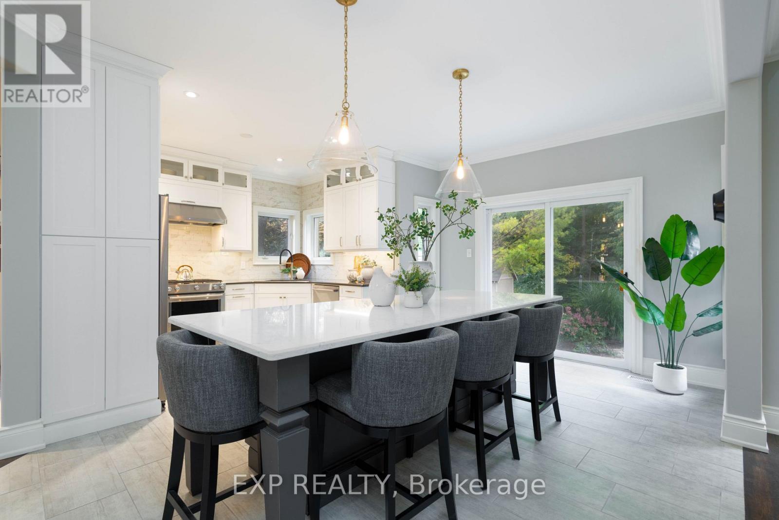 85 Willis Drive, Aurora, Ontario  L4G 5N8 - Photo 12 - N12511114