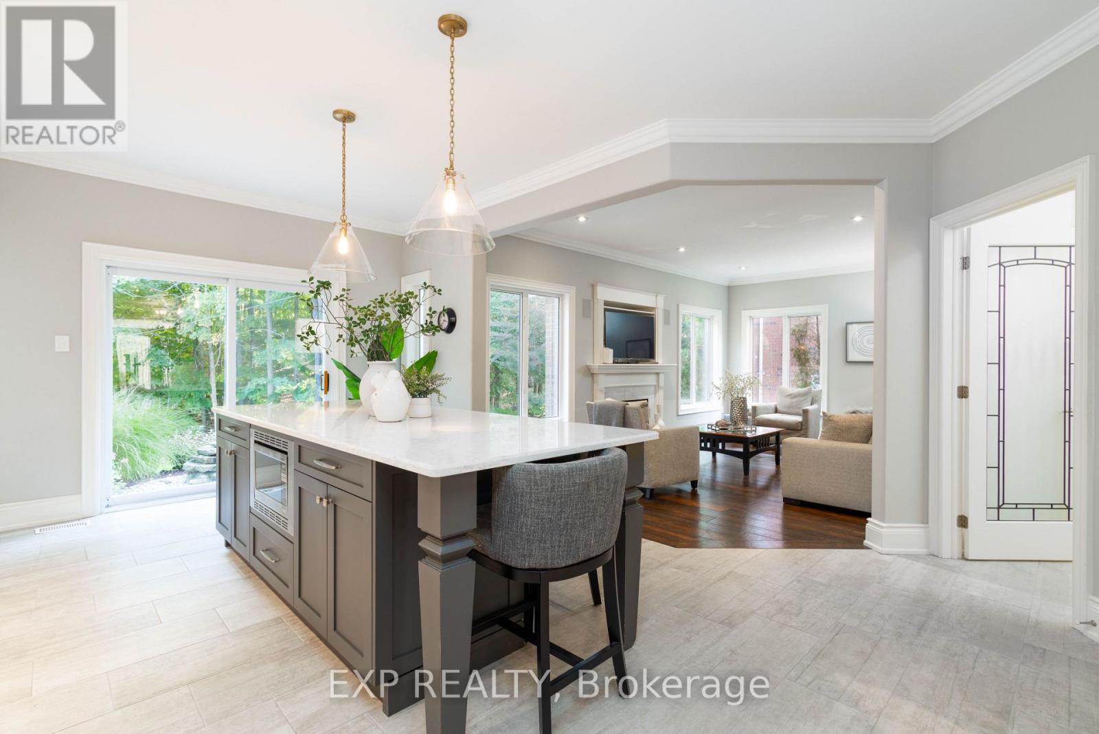 85 Willis Drive, Aurora, Ontario  L4G 5N8 - Photo 15 - N12511114