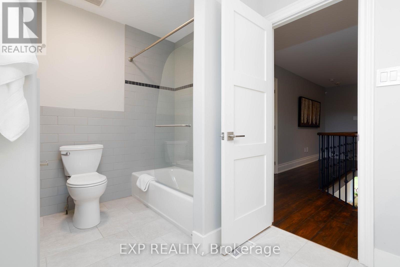 85 Willis Drive, Aurora, Ontario  L4G 5N8 - Photo 31 - N12511114