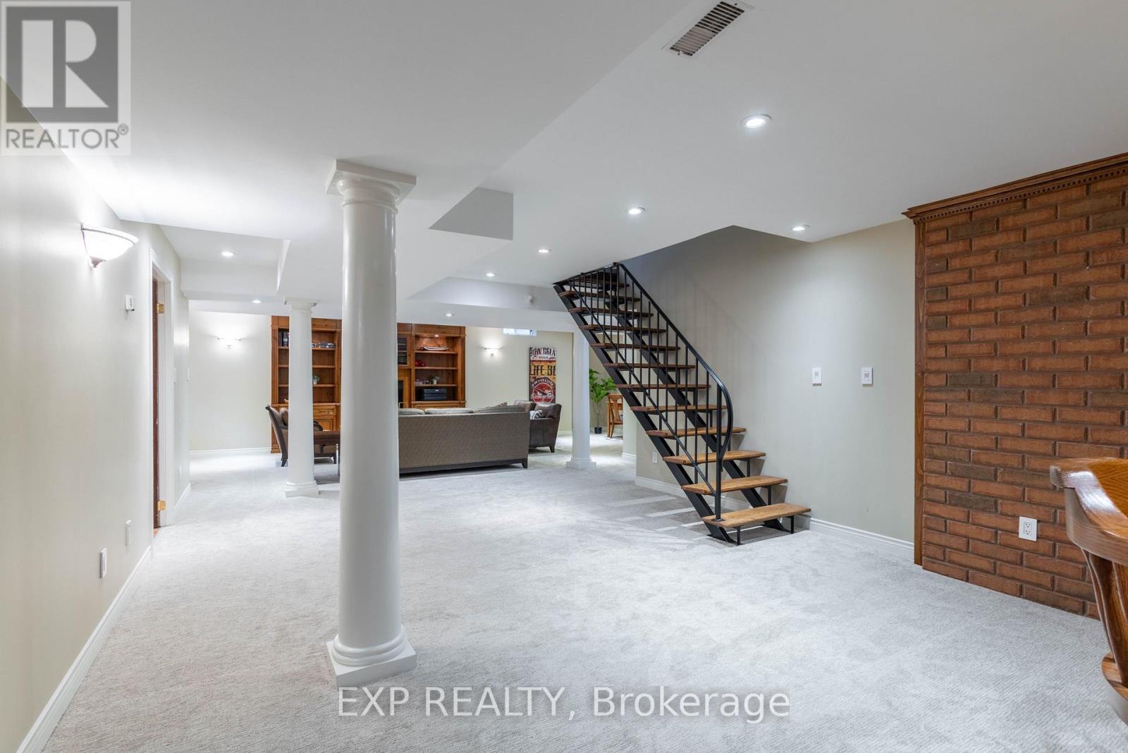 85 Willis Drive, Aurora, Ontario  L4G 5N8 - Photo 33 - N12511114