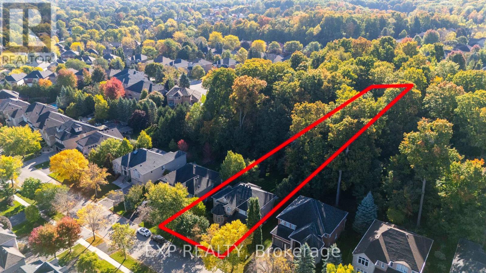 85 Willis Drive, Aurora, Ontario  L4G 5N8 - Photo 4 - N12511114