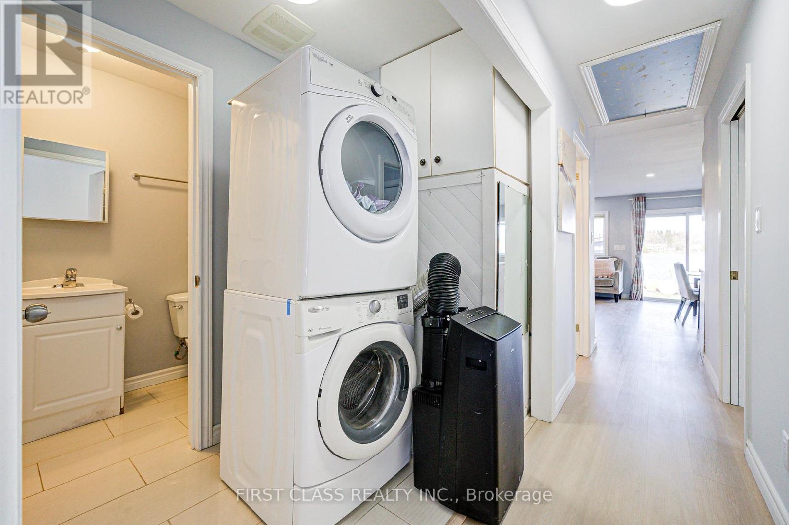 17 Willowbank Avenue, Richmond Hill, Ontario  L4E 3B4 - Photo 19 - N12511142