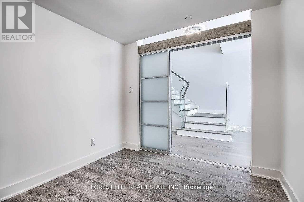 110 - 7608 Yonge Street, Vaughan, Ontario  L4J 0J5 - Photo 13 - N12511188