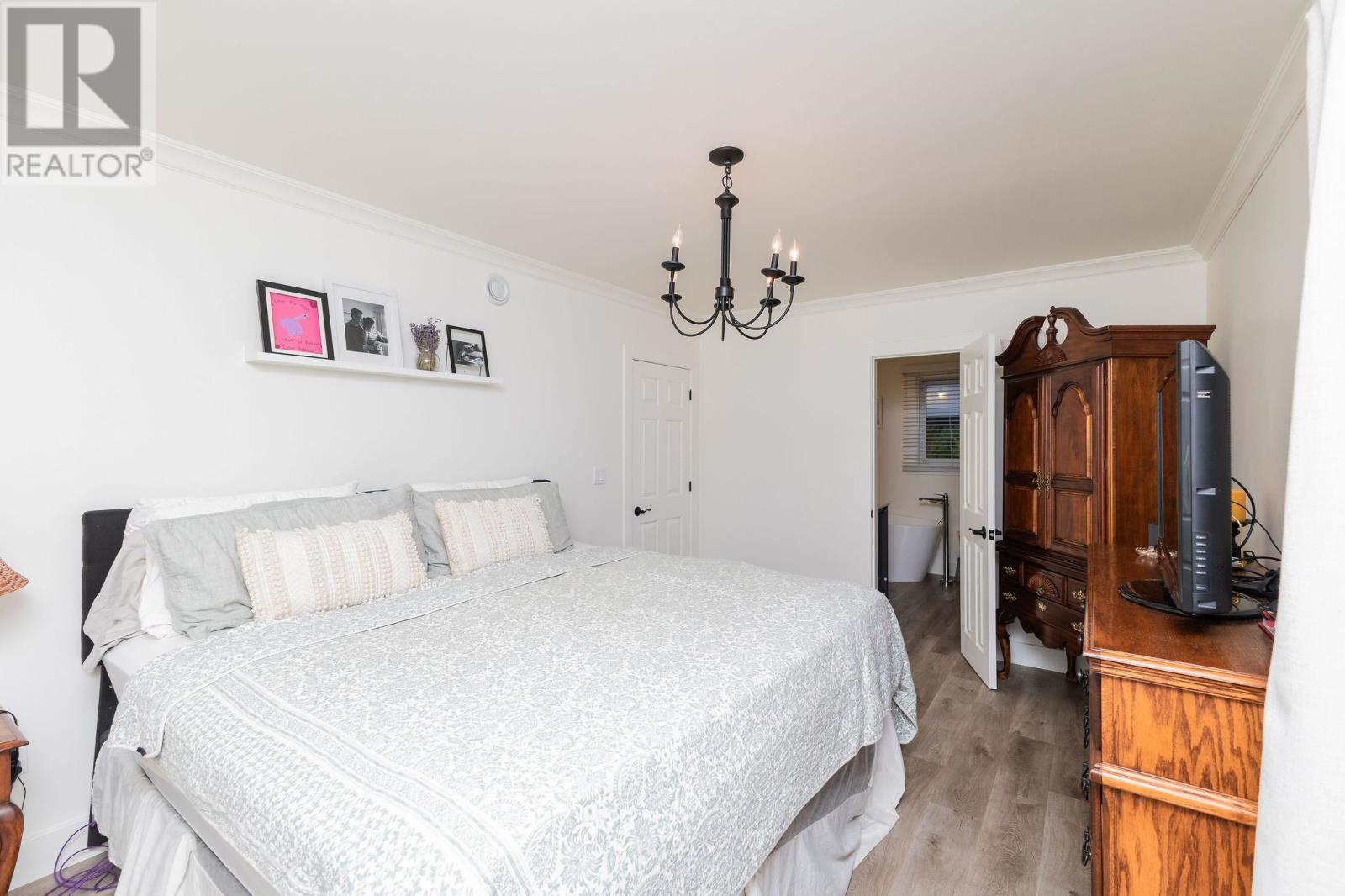 165 Hugill St, Sault Ste. Marie, Ontario  P6A 4E9 - Photo 27 - SM253171