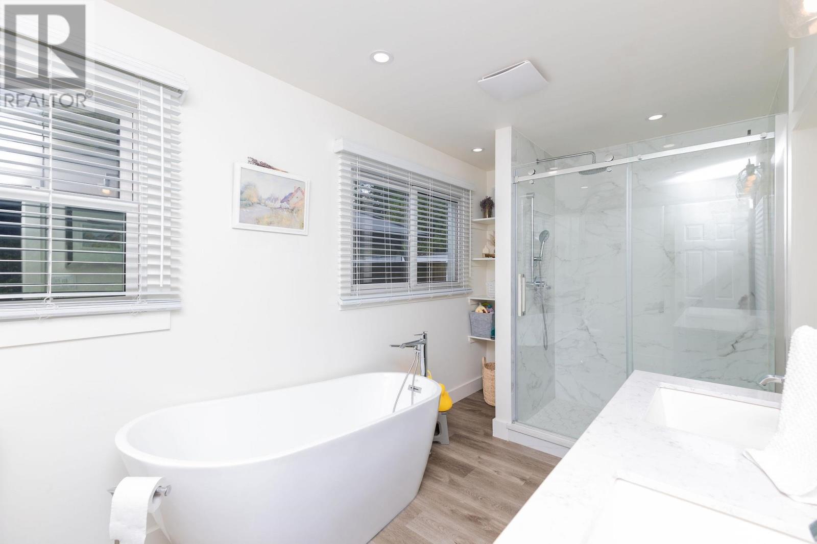 165 Hugill St, Sault Ste. Marie, Ontario  P6A 4E9 - Photo 29 - SM253171