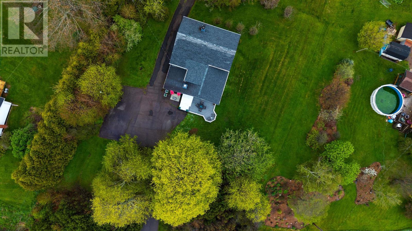 473 Highway 204, Amherst, Nova Scotia  B4H 3Y1 - Photo 5 - 202512097