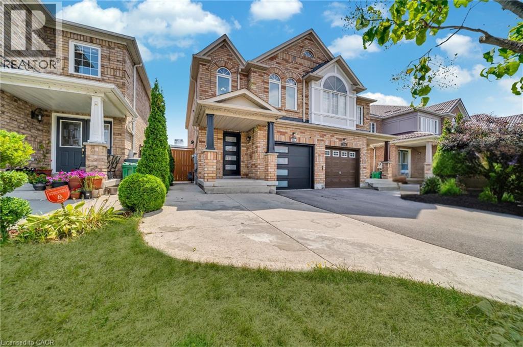 562 ORANGE WALK Crescent, Mississauga, Ontario