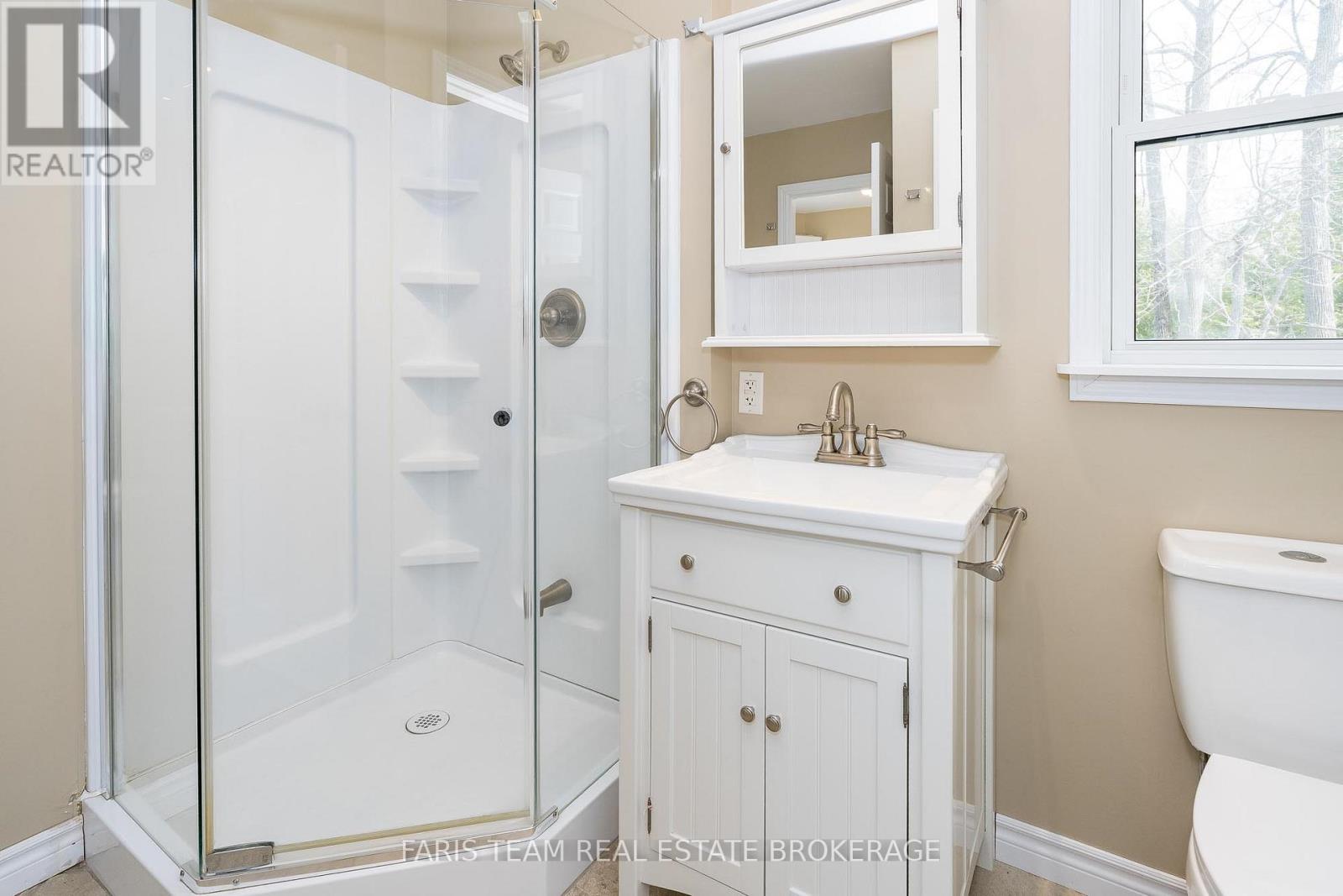 8 Glen Forest Trail, Tiny, Ontario  L0L 2T0 - Photo 18 - S12511210