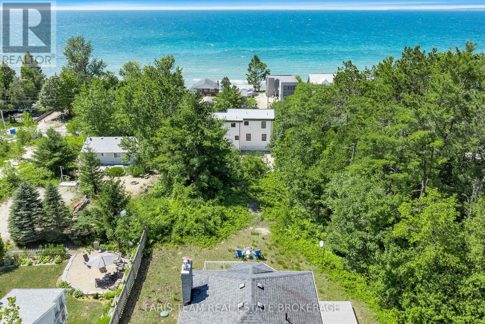 8 Glen Forest Trail, Tiny, Ontario  L0L 2T0 - Photo 32 - S12511210