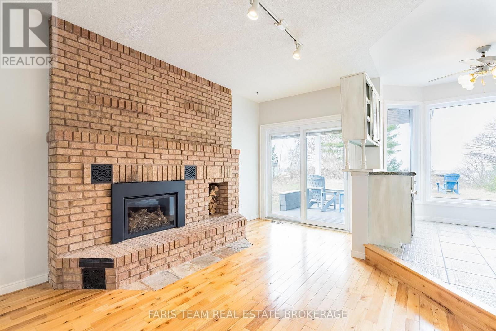 8 Glen Forest Trail, Tiny, Ontario  L0L 2T0 - Photo 9 - S12511210