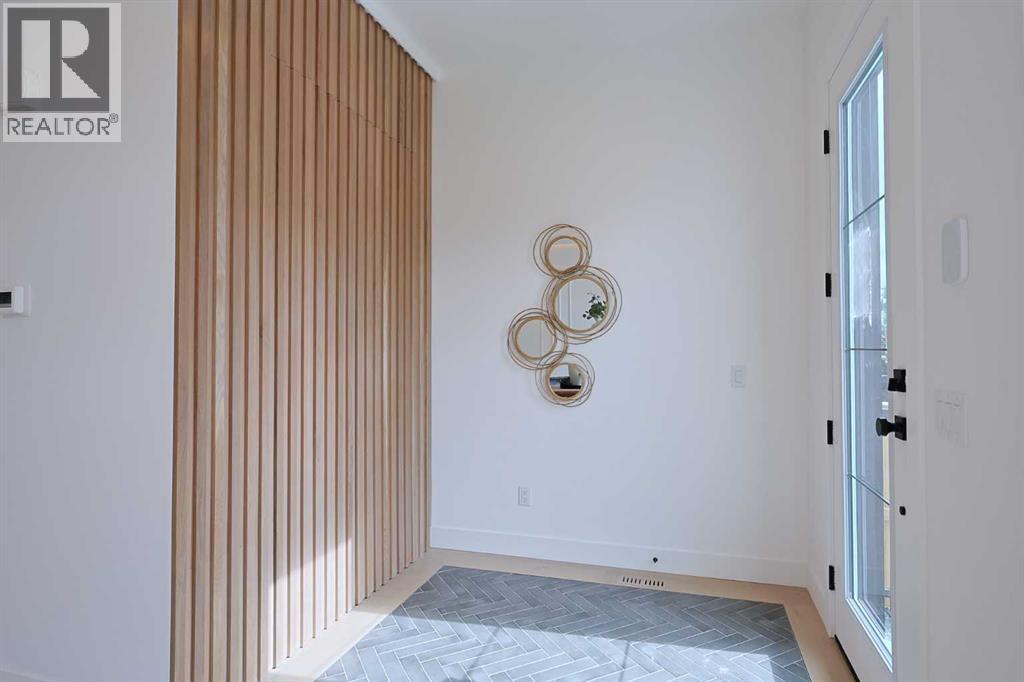 Property at 517 34A Street NW image 5