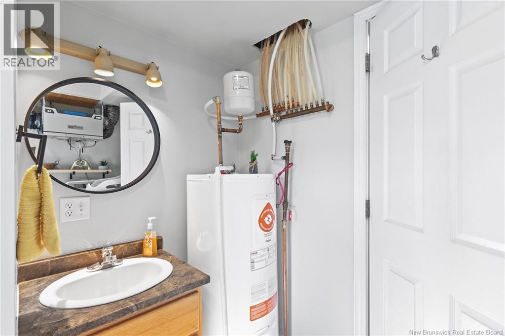 28 Brizley Street, Oromocto, New Brunswick  E2V 4R1 - Photo 40 - NB129697