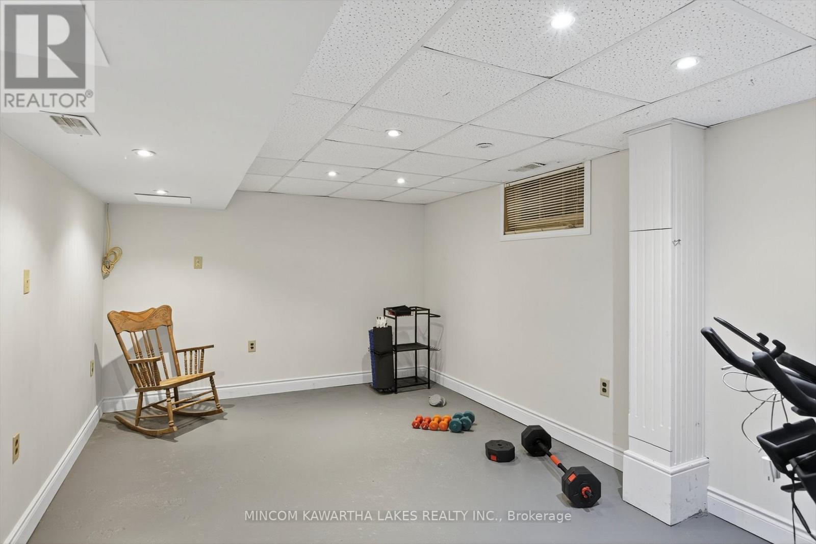 375 Albertus Avenue, Peterborough (Town Ward 3), Ontario  K9J 5Z7 - Photo 32 - X12511268