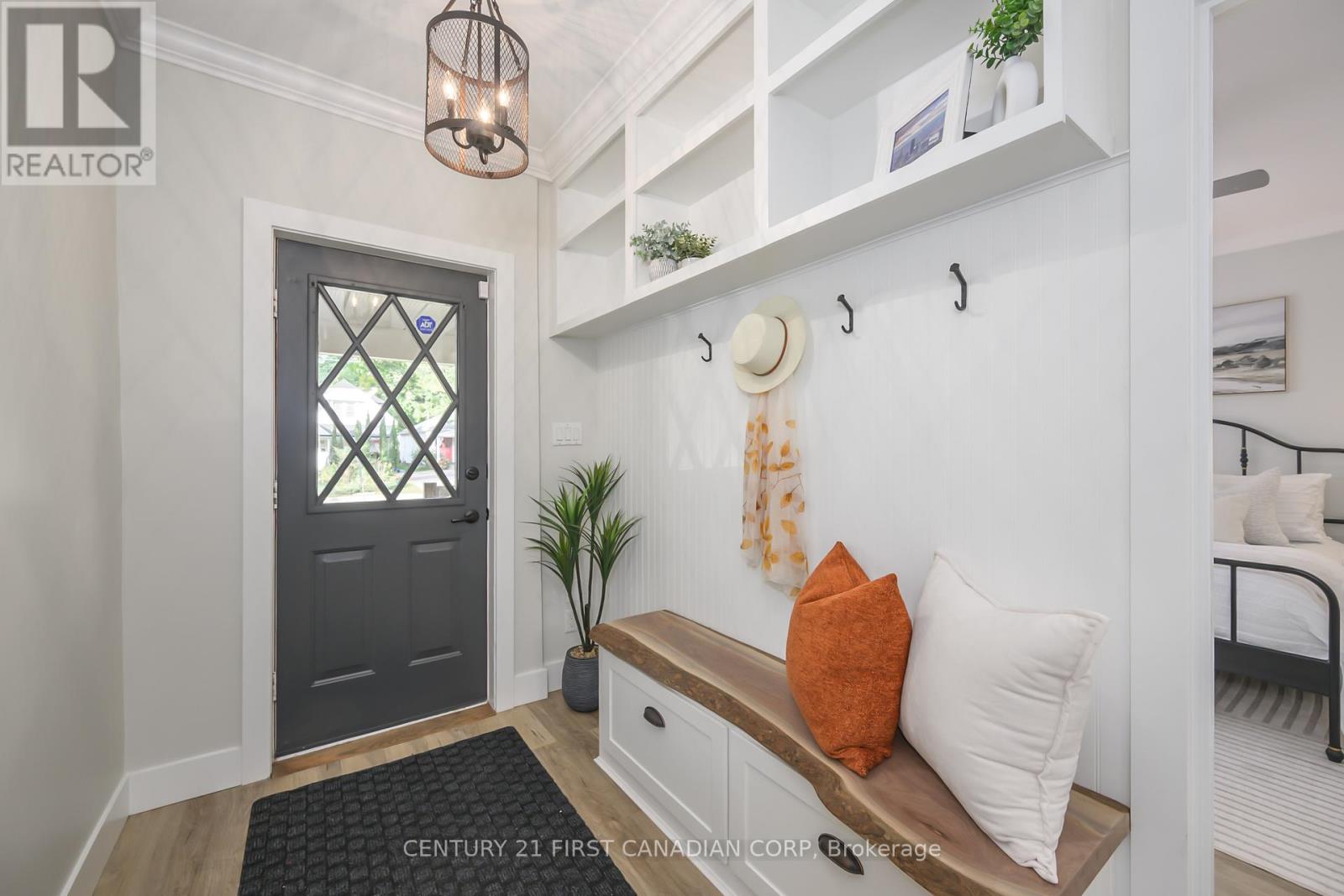 150 Colborne Street, London East, Ontario  N6B 2R9 - Photo 4 - X12511222