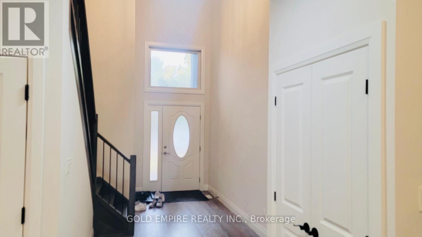 2633 Bobolink Lane, London South, Ontario  N6M 1G4 - Photo 2 - X12511254