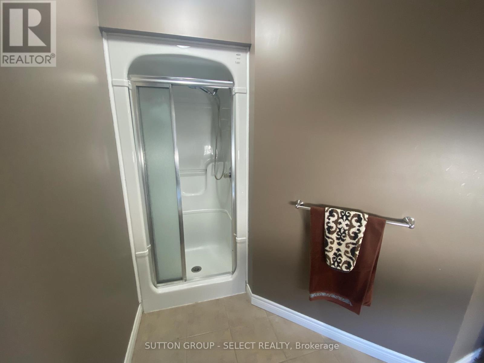 1653 Blackmaple Crescent, London East (East A), Ontario  N5Y 6L7 - Photo 21 - X12511288