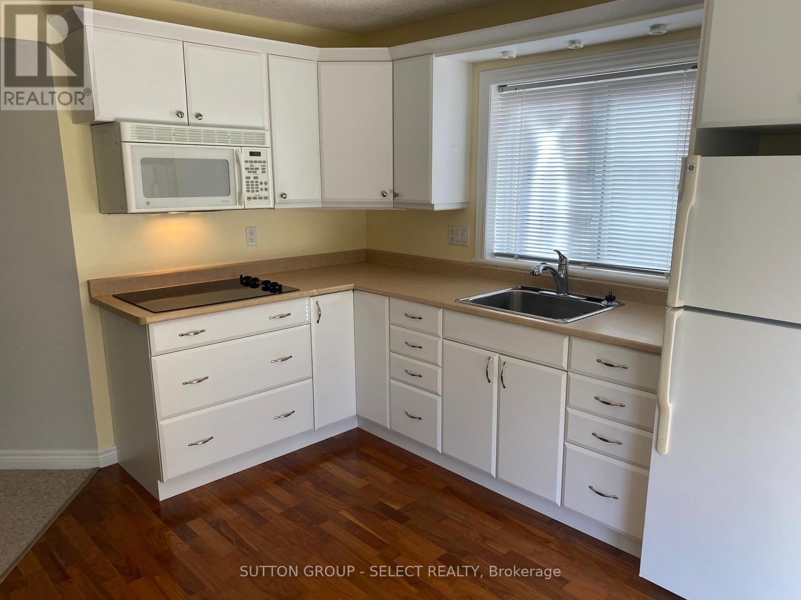 1653 Blackmaple Crescent, London East (East A), Ontario  N5Y 6L7 - Photo 29 - X12511288