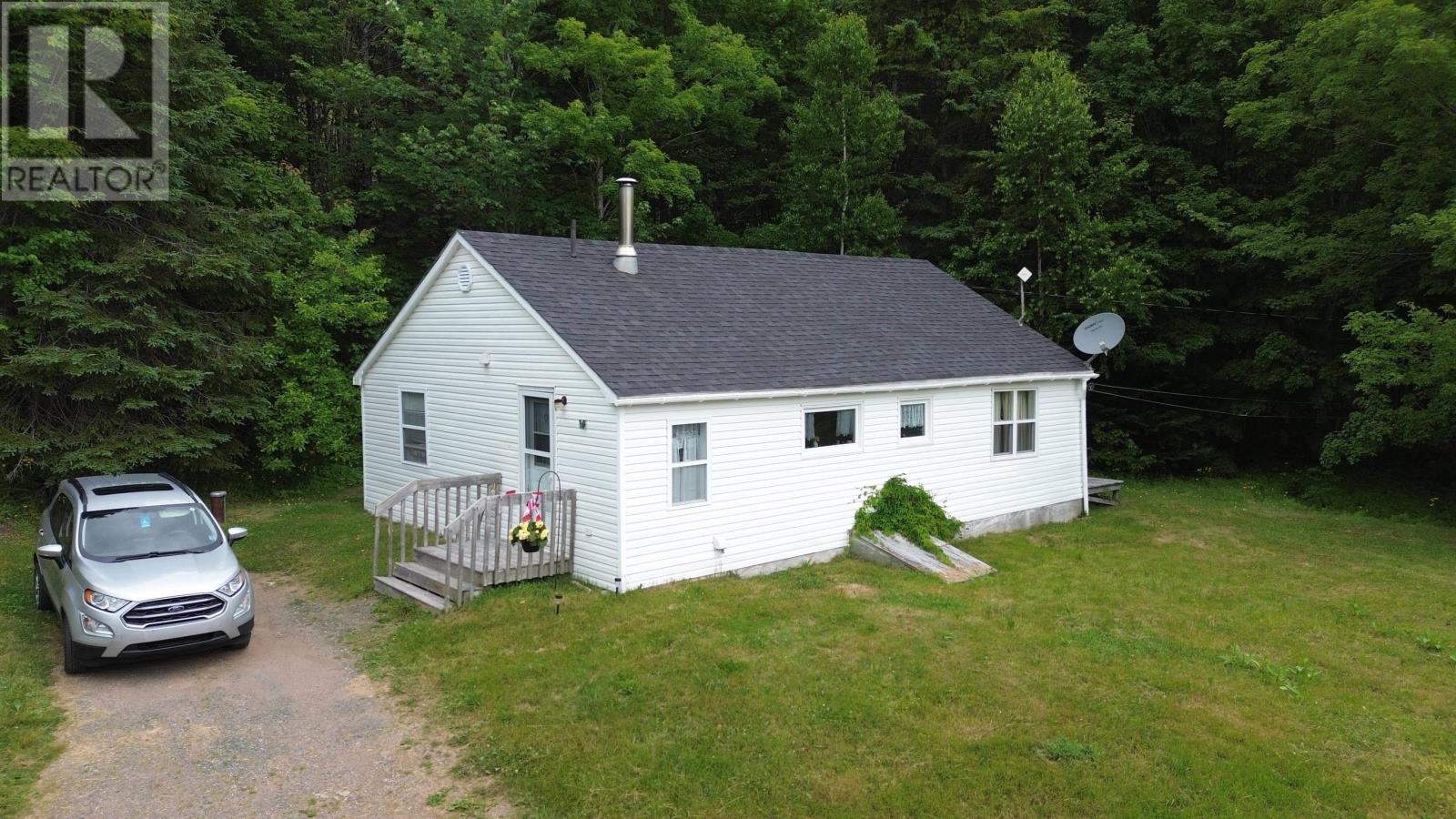 11301 Highway 105, Aberdeen, Nova Scotia  B0E 3M0 - Photo 13 - 202516988