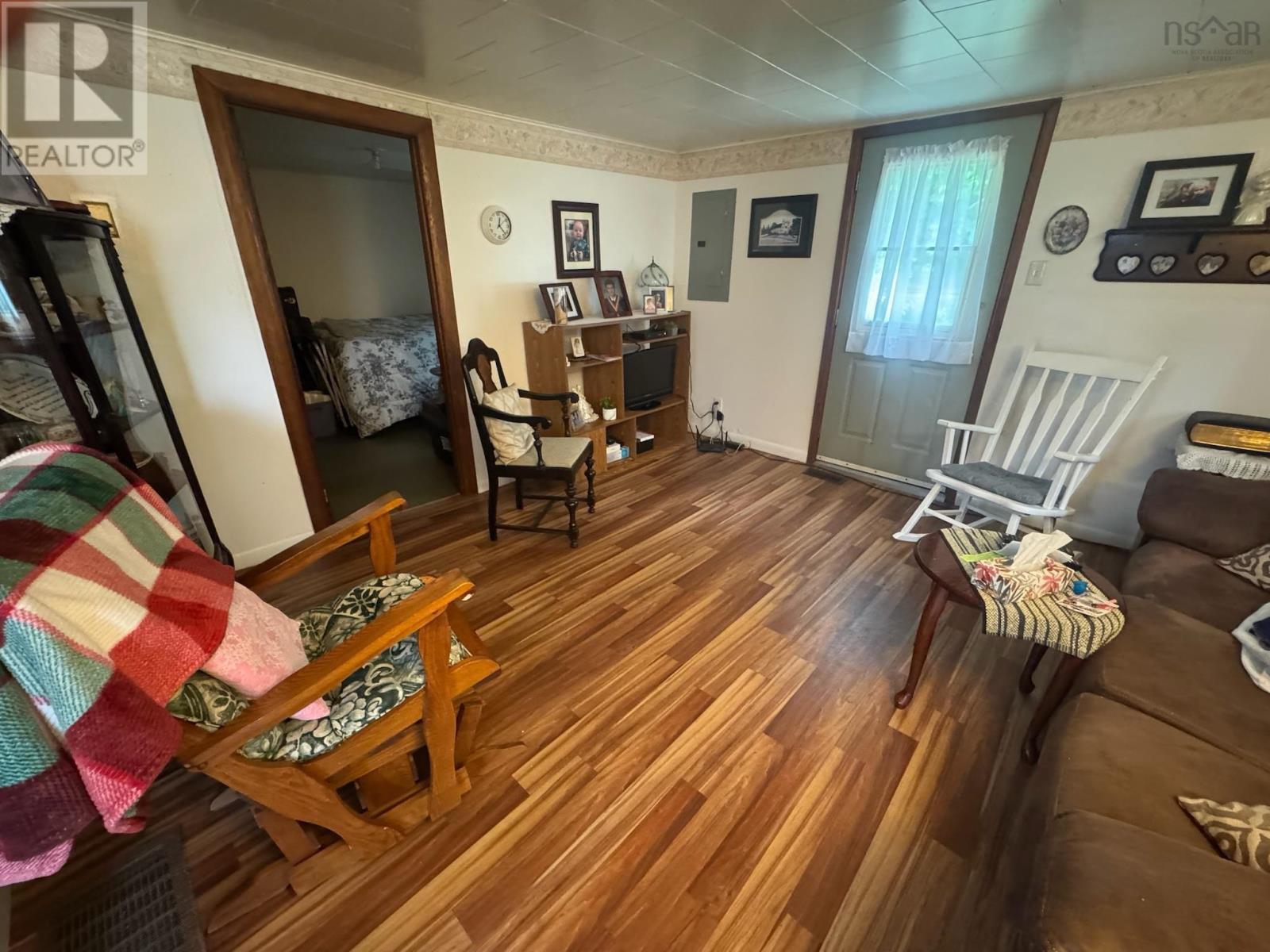 11301 Highway 105, Aberdeen, Nova Scotia  B0E 3M0 - Photo 6 - 202516988