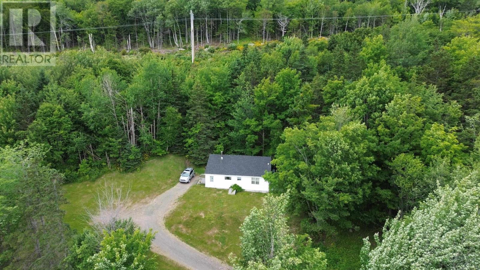 11301 Highway 105, Aberdeen, Nova Scotia  B0E 3M0 - Photo 18 - 202516988