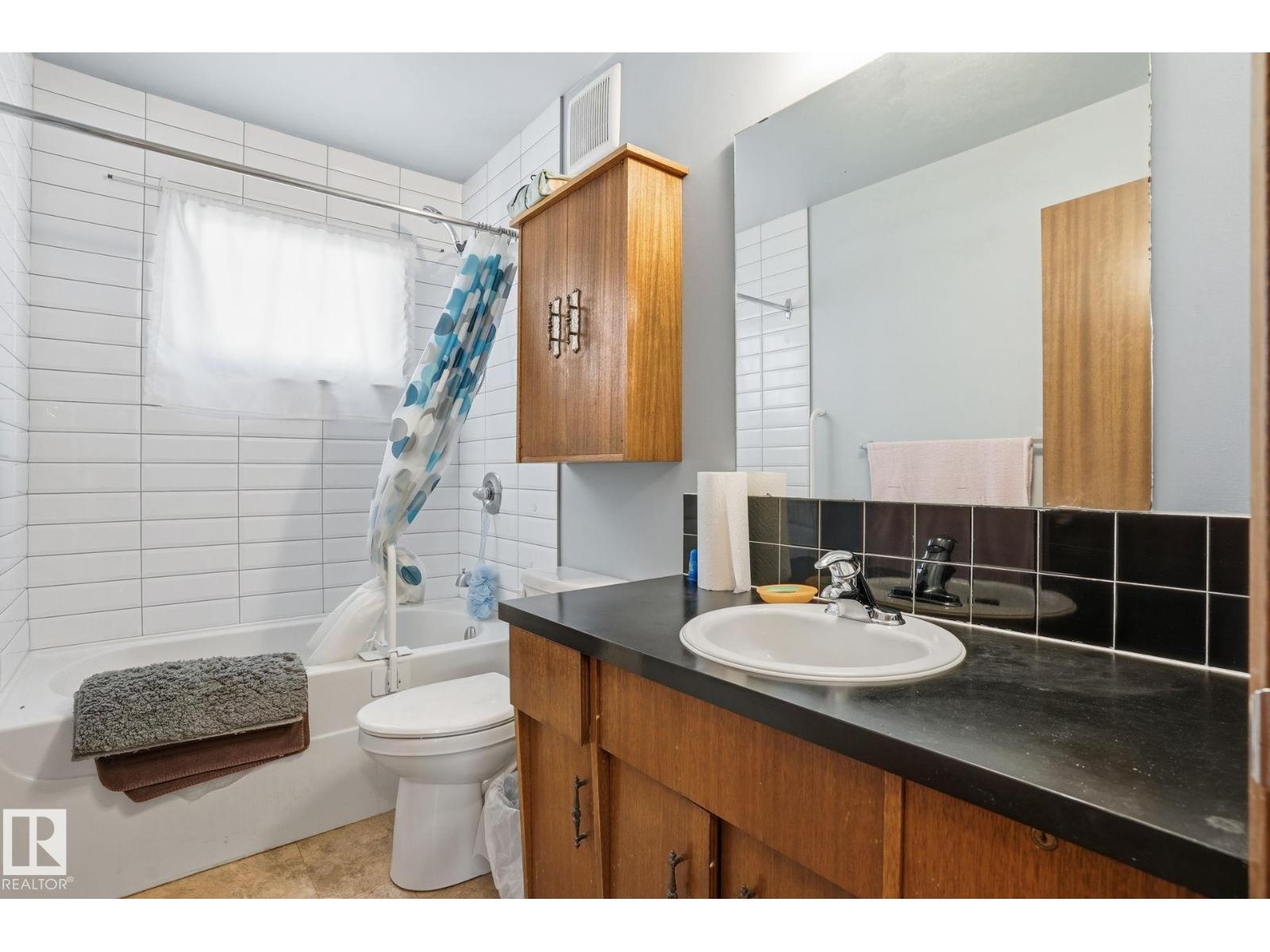 5802 42 Ave, Camrose, Alberta  T4V 2S1 - Photo 15 - E4464752