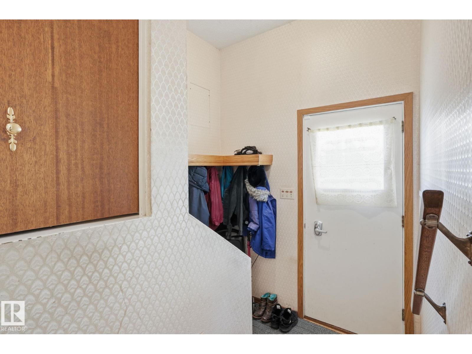 5802 42 Ave, Camrose, Alberta  T4V 2S1 - Photo 16 - E4464752