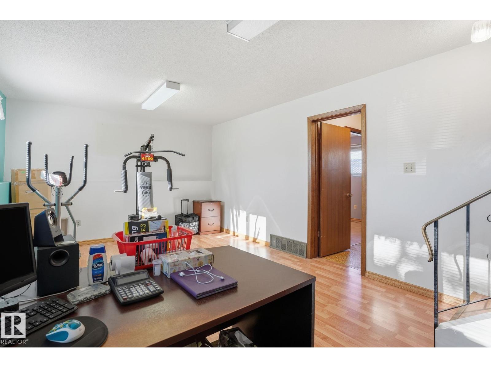 5802 42 Ave, Camrose, Alberta  T4V 2S1 - Photo 19 - E4464752