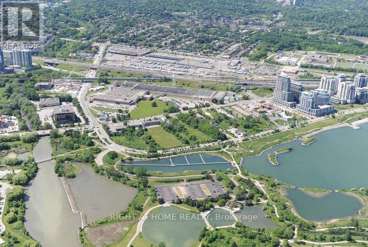 2501 - 10 Park Lawn Road, Toronto, Ontario  M8Y 3H8 - Photo 5 - W12511116