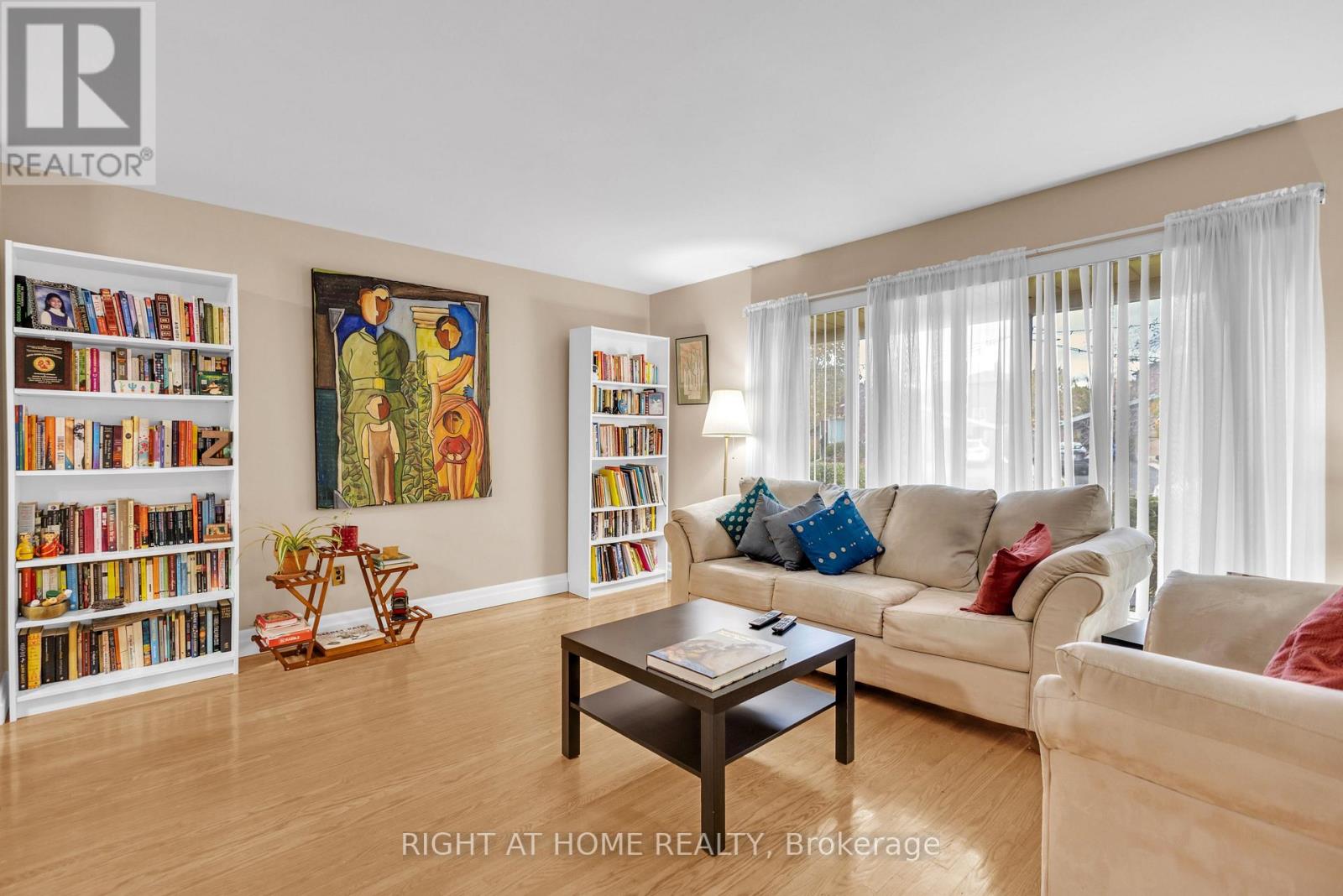 36 Welbeck Drive, Brampton, Ontario  L6X 2L1 - Photo 11 - W12511118