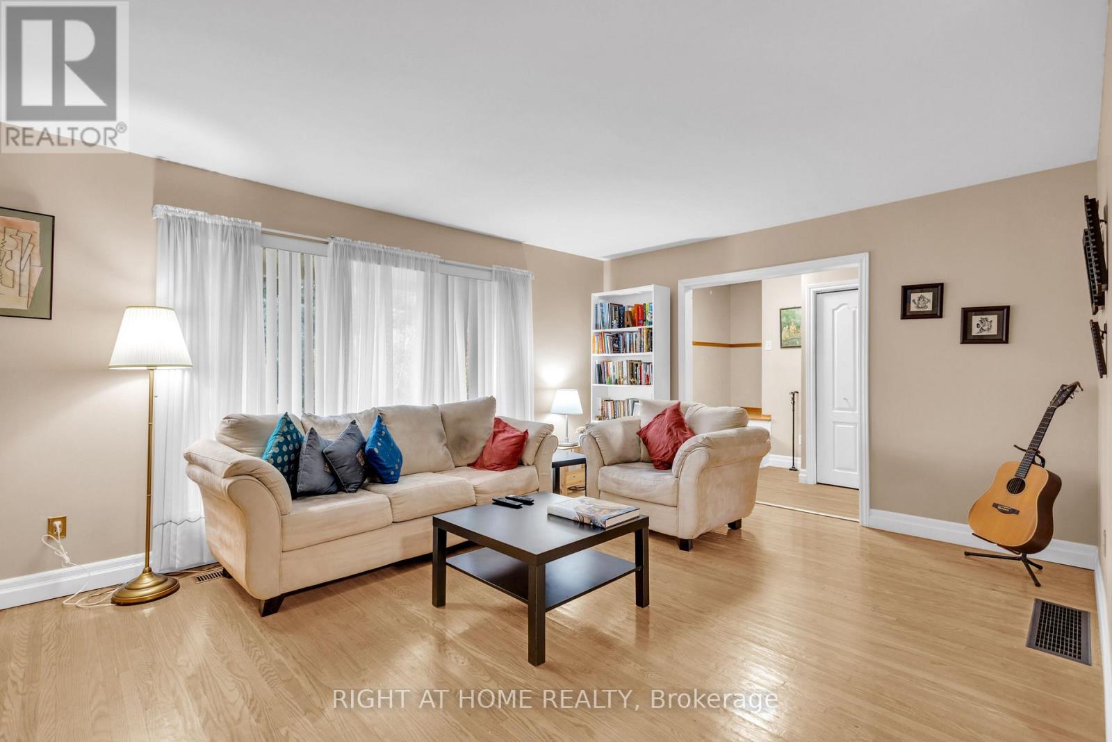 36 Welbeck Drive, Brampton, Ontario  L6X 2L1 - Photo 12 - W12511118