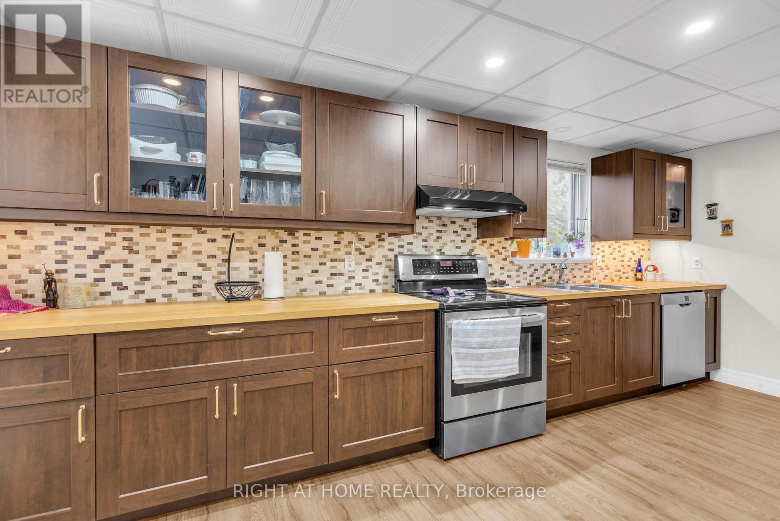 36 Welbeck Drive, Brampton, Ontario  L6X 2L1 - Photo 20 - W12511118