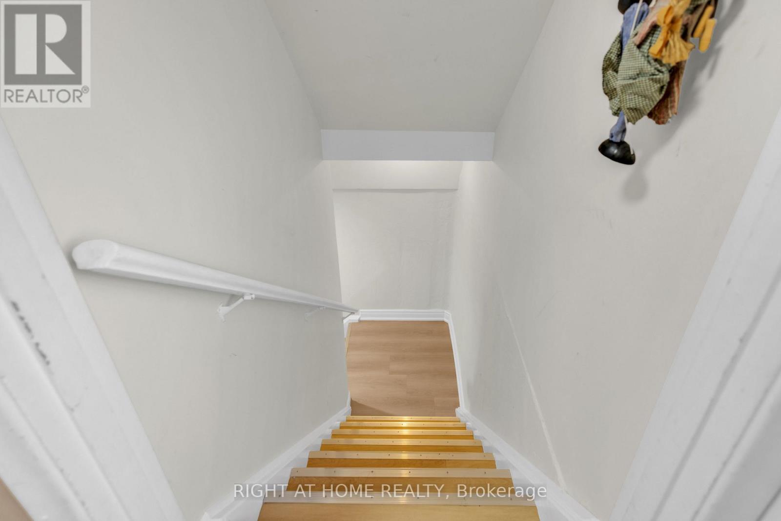 36 Welbeck Drive, Brampton, Ontario  L6X 2L1 - Photo 34 - W12511118