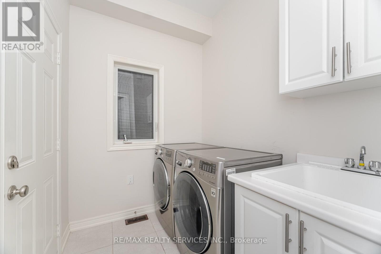 52 Blackberry Valley Crescent, Caledon, Ontario  L7C 3Z9 - Photo 19 - W12511122