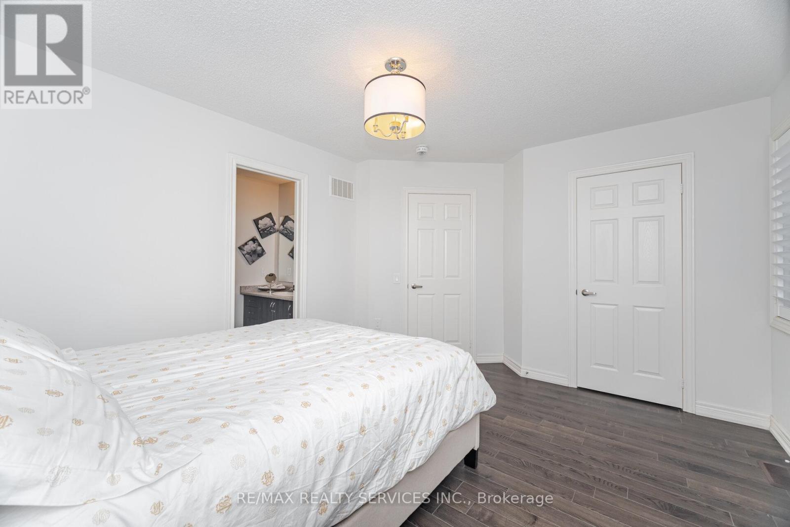 52 Blackberry Valley Crescent, Caledon, Ontario  L7C 3Z9 - Photo 32 - W12511122