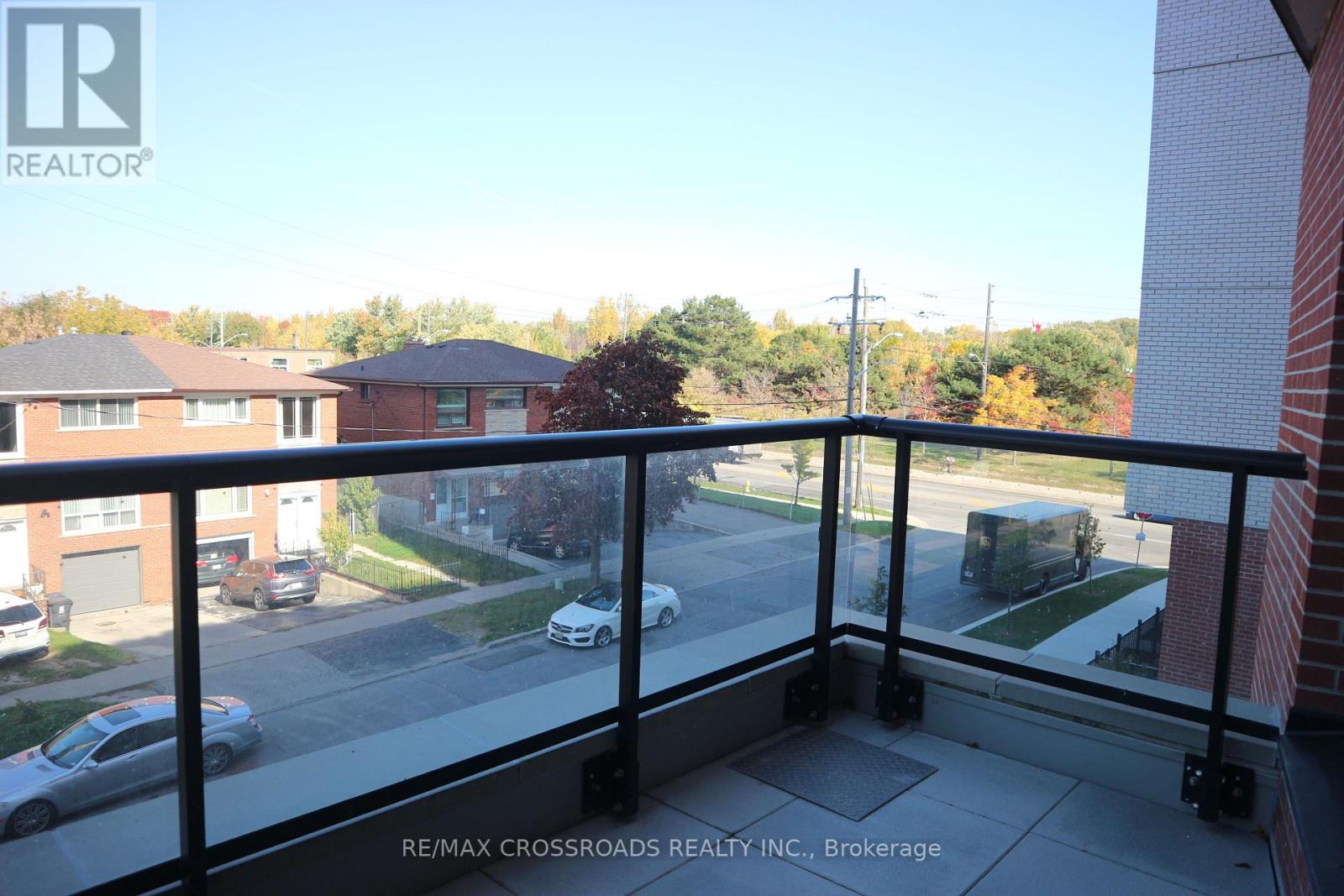 315 - 3100 Keele Street, Toronto, Ontario  M3M 0E1 - Photo 11 - W12511124