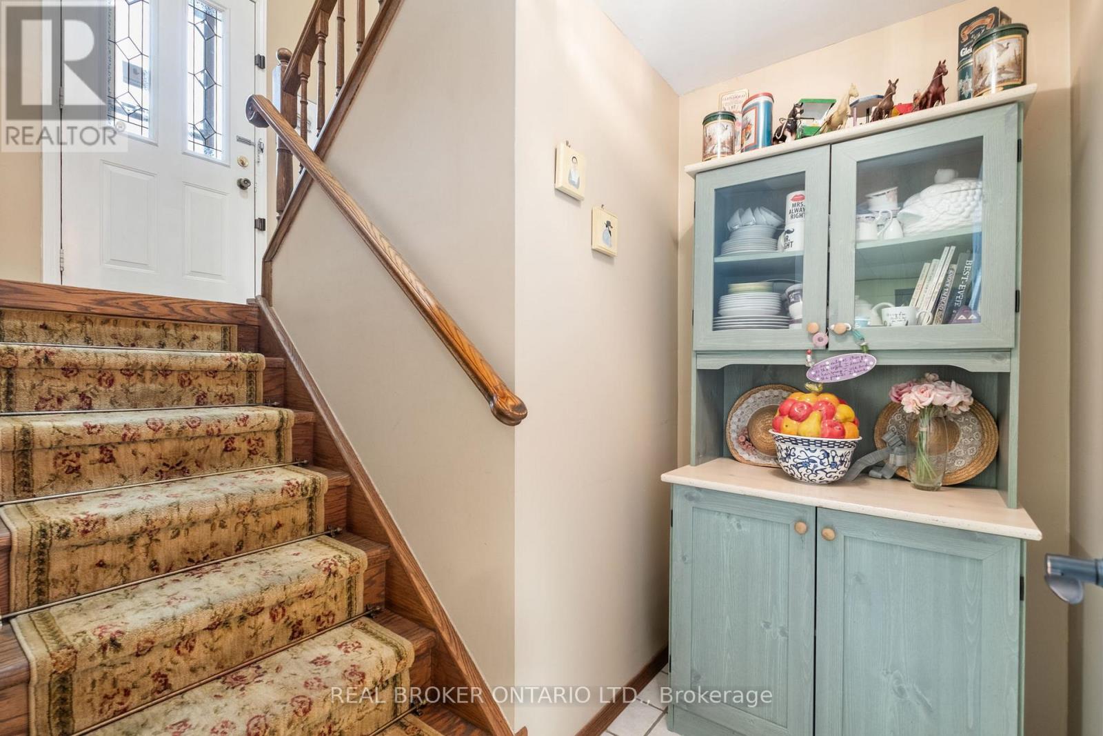 6891 Shelter Bay Road, Mississauga, Ontario  L5N 1T8 - Photo 25 - W12511154