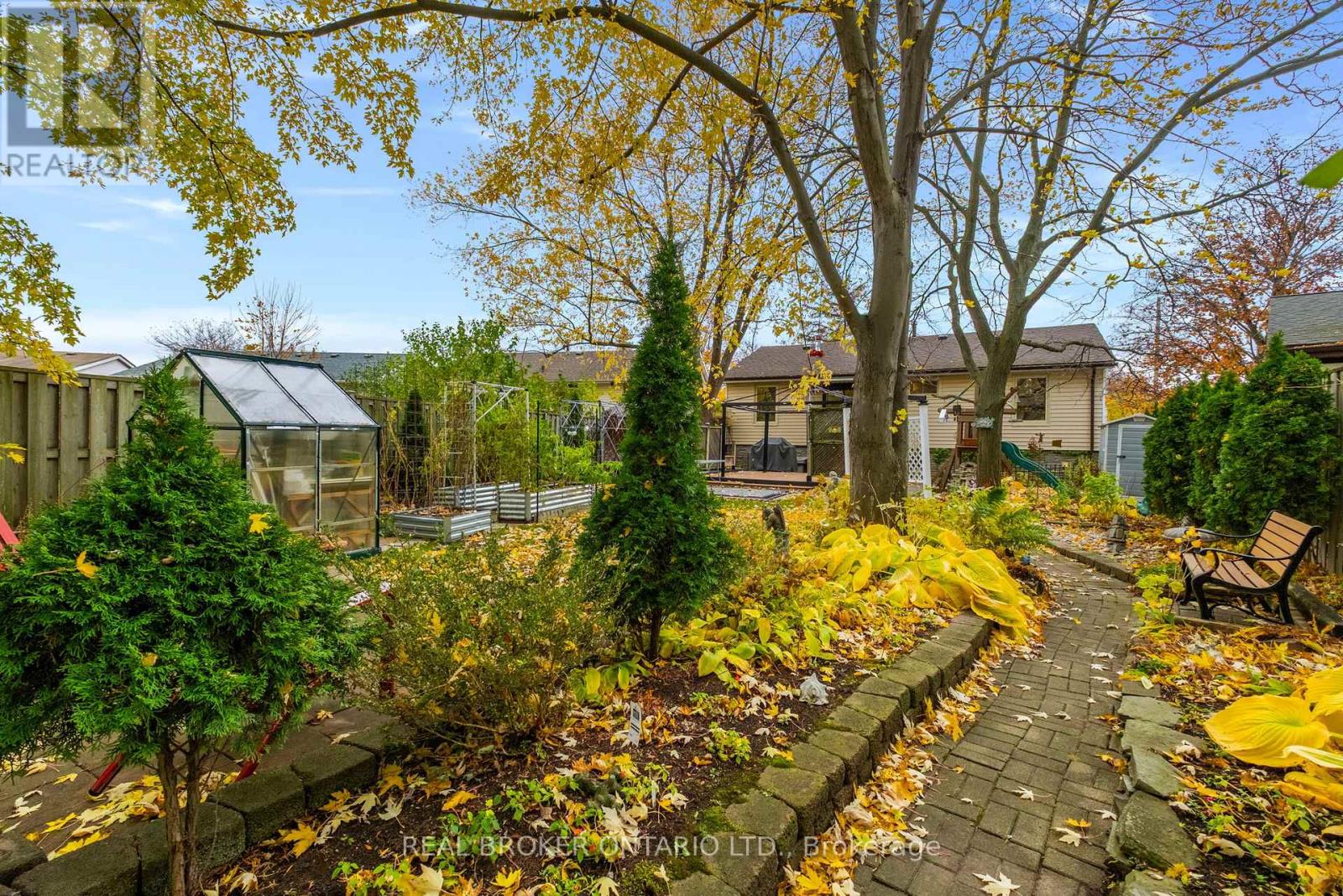 6891 Shelter Bay Road, Mississauga, Ontario  L5N 1T8 - Photo 36 - W12511154