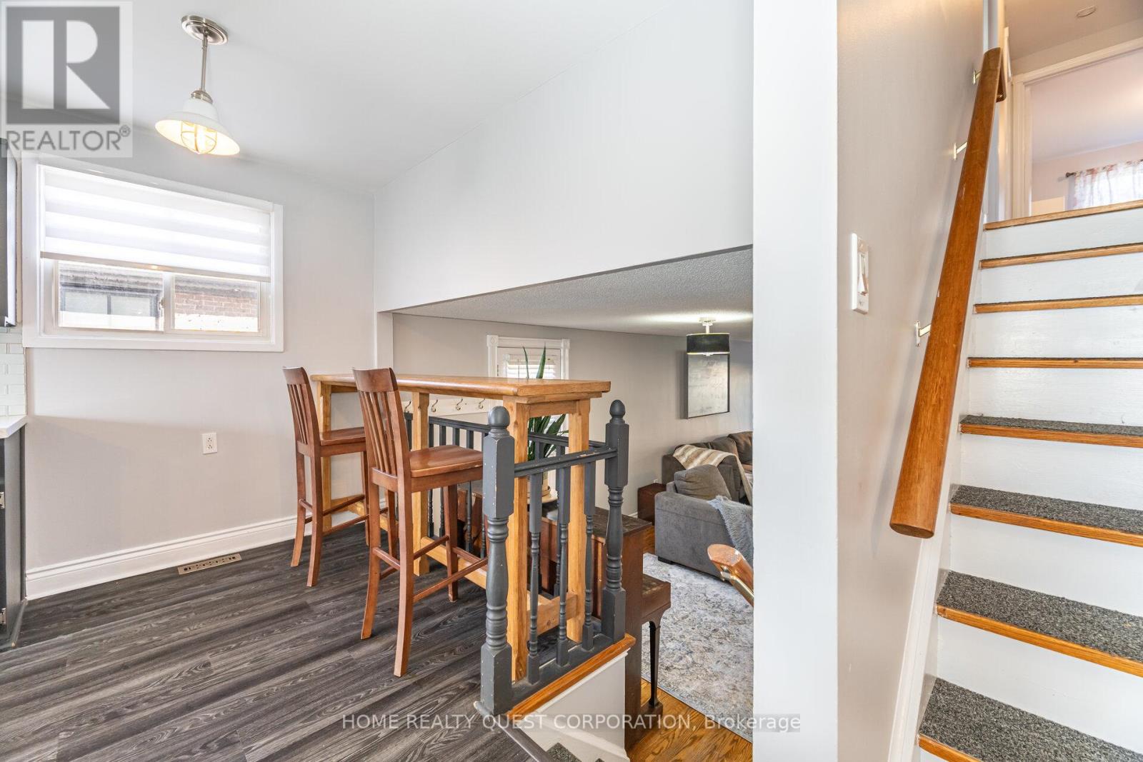 2715 Hollington Crescent, Mississauga (Sheridan), Ontario  L5K 1E8 - Photo 22 - W12511176