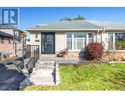 2715 HOLLINGTON CRESCENT, Mississauga, Ontario