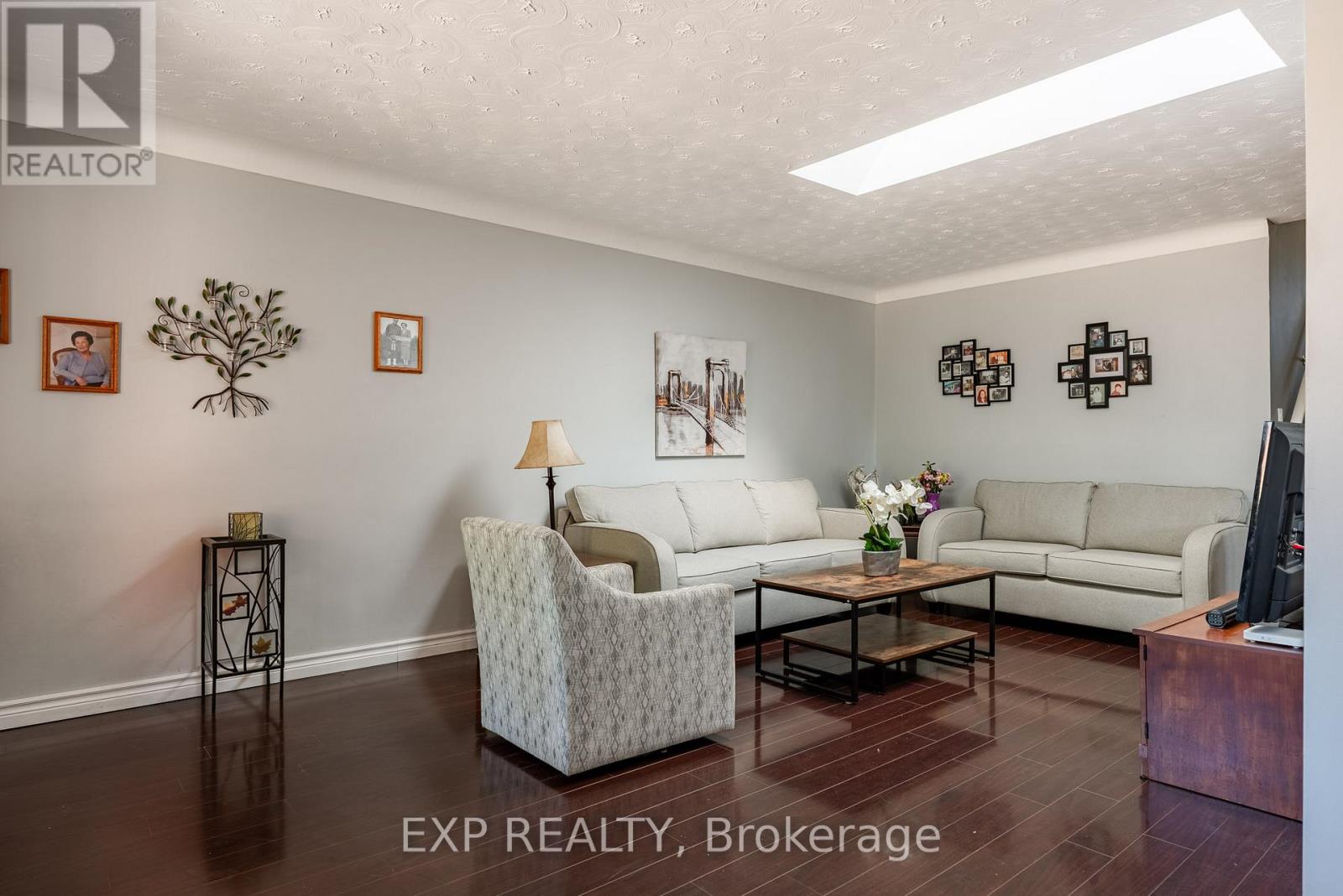 494 Scott Street, St. Catharines, Ontario  L2M 3X2 - Photo 10 - X12511272