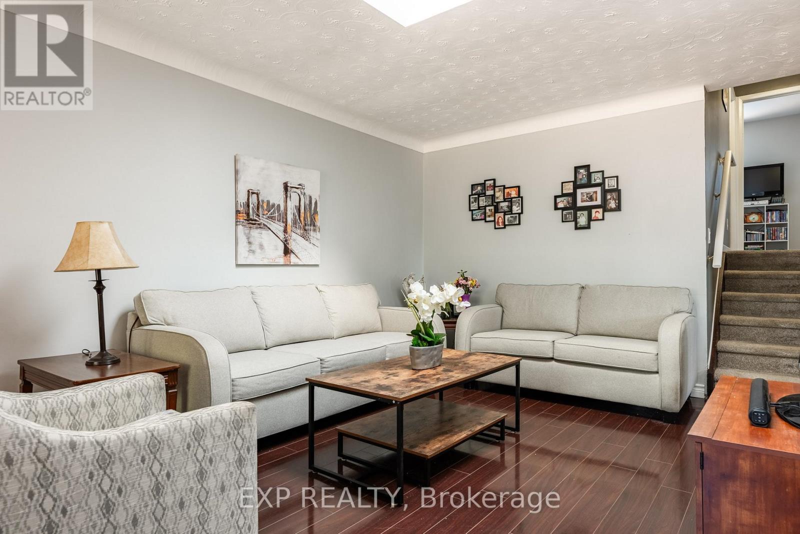 494 Scott Street, St. Catharines, Ontario  L2M 3X2 - Photo 12 - X12511272