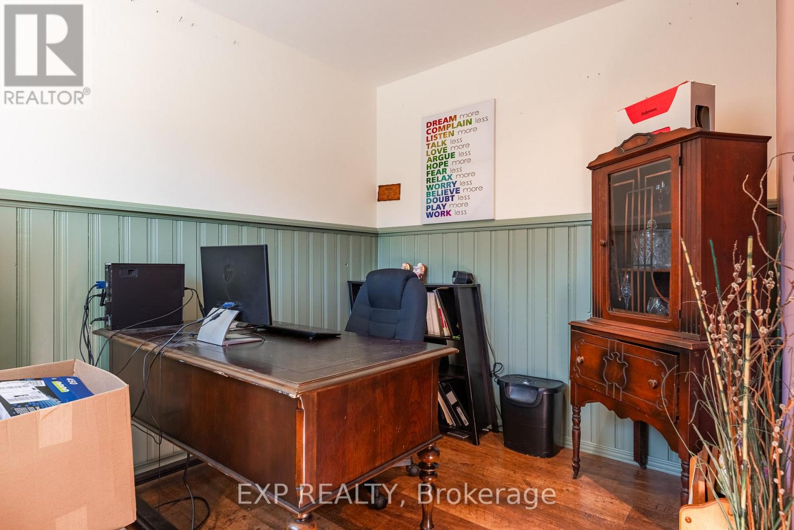 494 Scott Street, St. Catharines, Ontario  L2M 3X2 - Photo 32 - X12511272