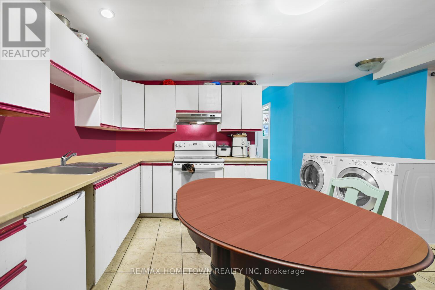 54 Pearl Street E, Brockville, Ontario  K6V 1P7 - Photo 14 - X12511278