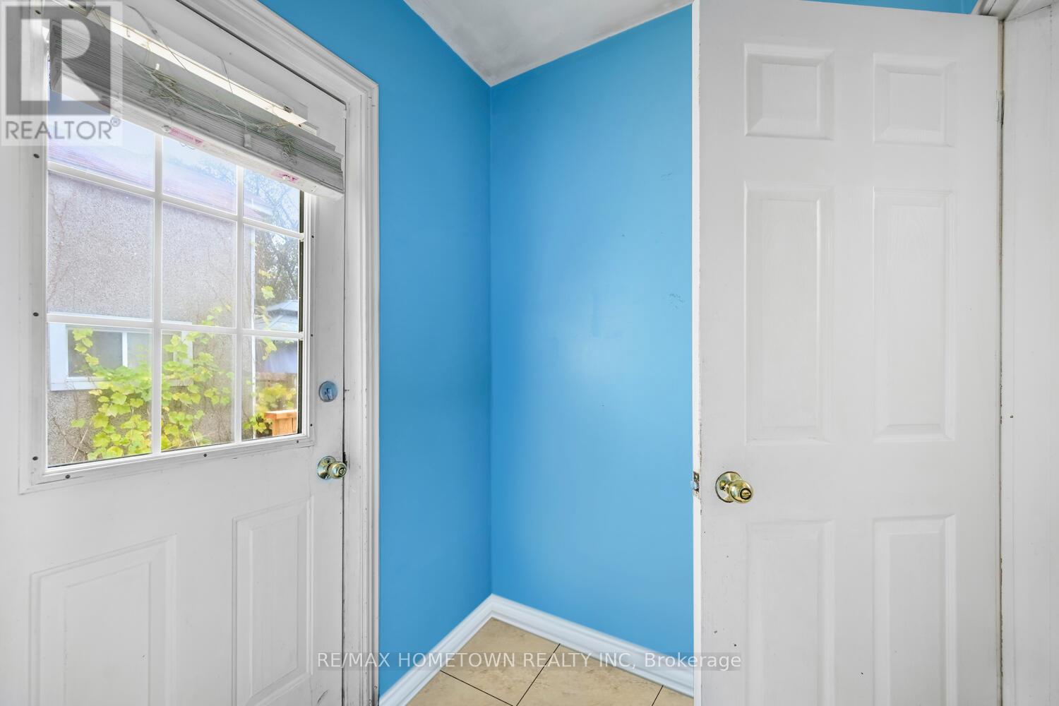 54 Pearl Street E, Brockville, Ontario  K6V 1P7 - Photo 17 - X12511278