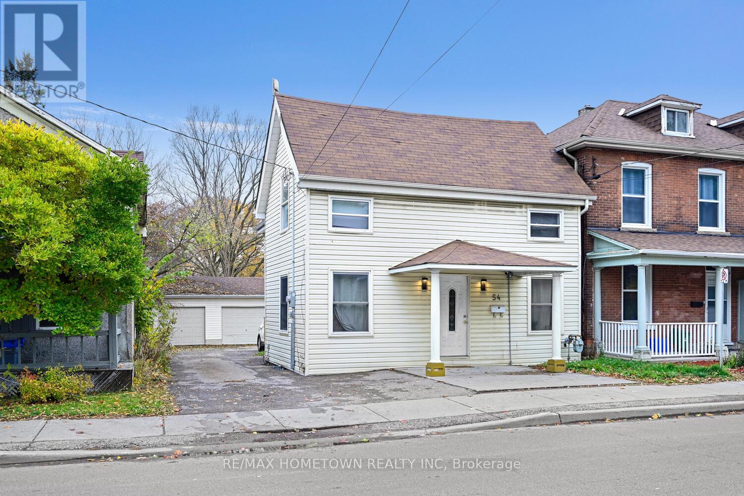 54 Pearl Street E, Brockville, Ontario  K6V 1P7 - Photo 2 - X12511278