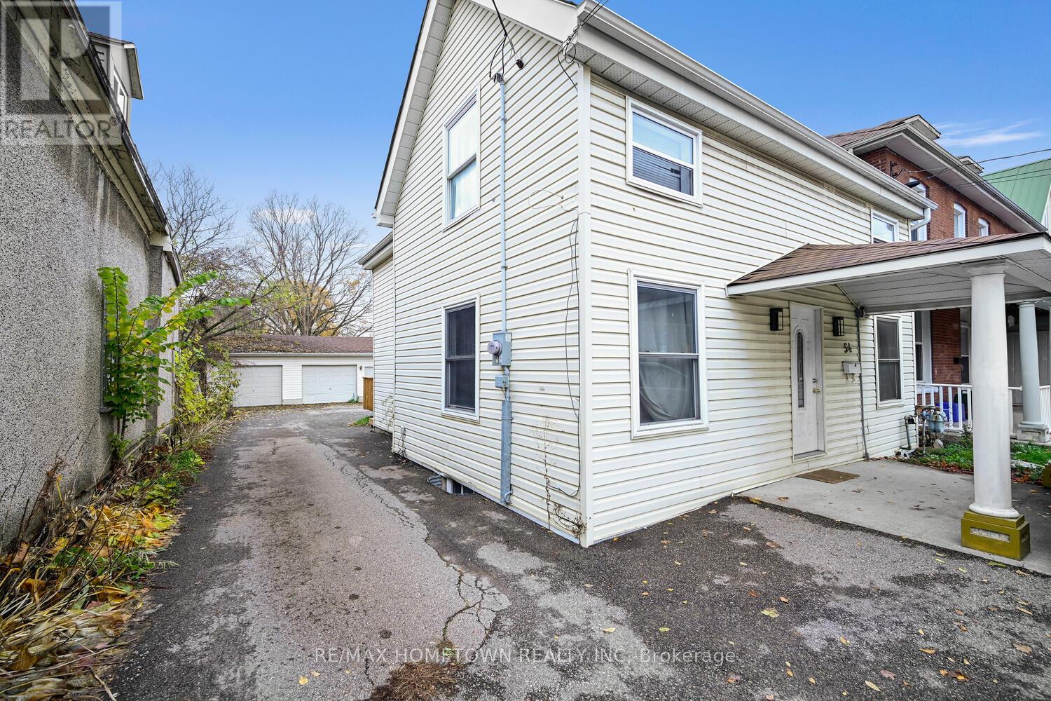 54 Pearl Street E, Brockville, Ontario  K6V 1P7 - Photo 4 - X12511278