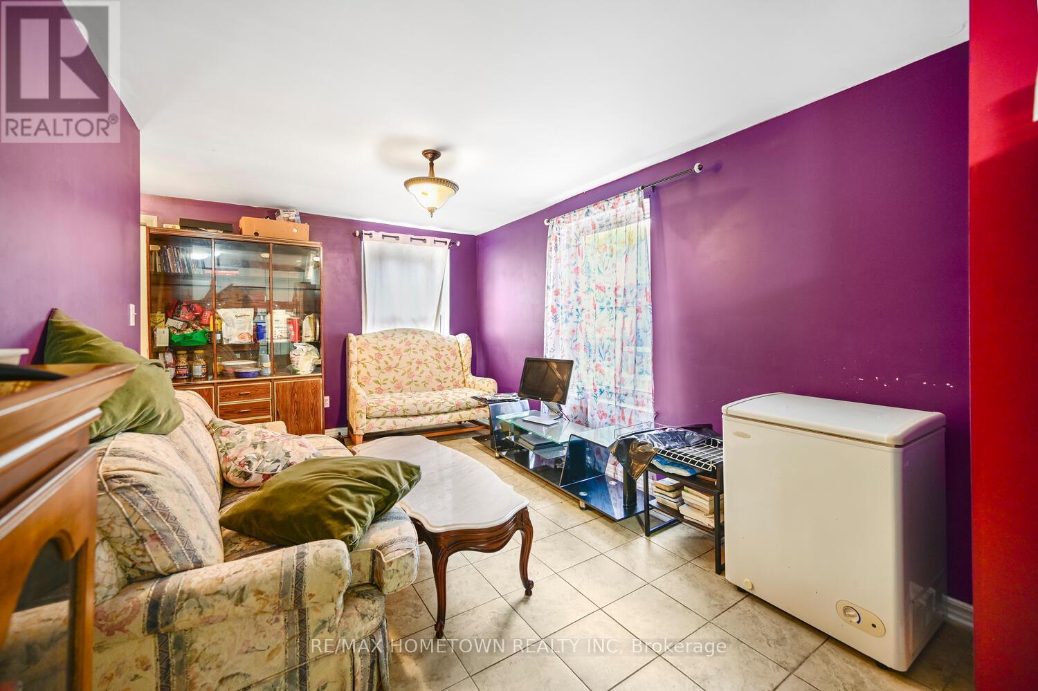 54 Pearl Street E, Brockville, Ontario  K6V 1P7 - Photo 8 - X12511278