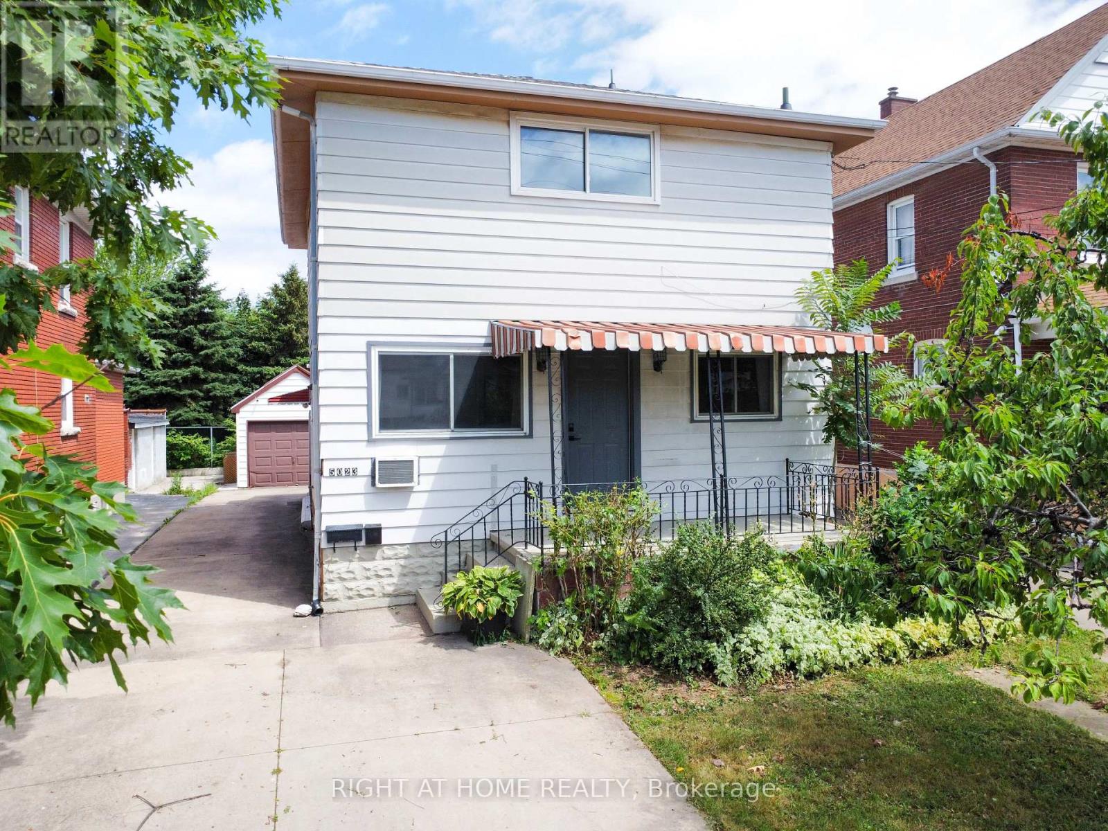 5023 KITCHENER STREET, Niagara Falls, Ontario